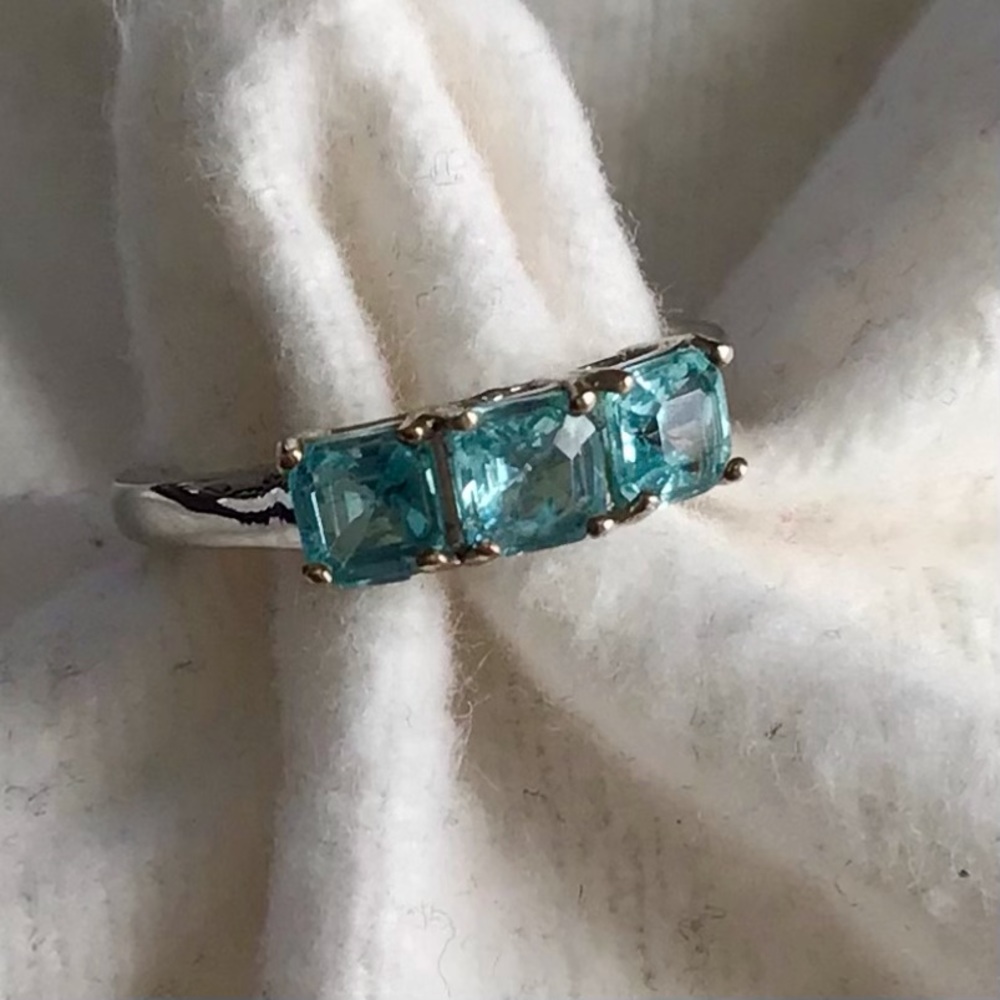 Apetite gemstone and sterling Silver Ring size 5
